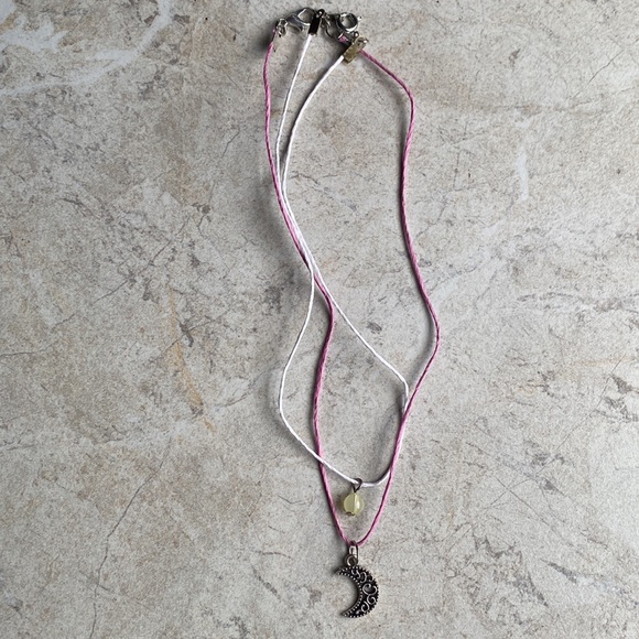 Lot of 2 Hemp Chokers - Moon & Green Bead - Picture 4 of 6